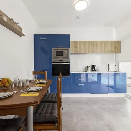 Vila Nico By Escapehome Puerto del Carmen (Lanzarote)